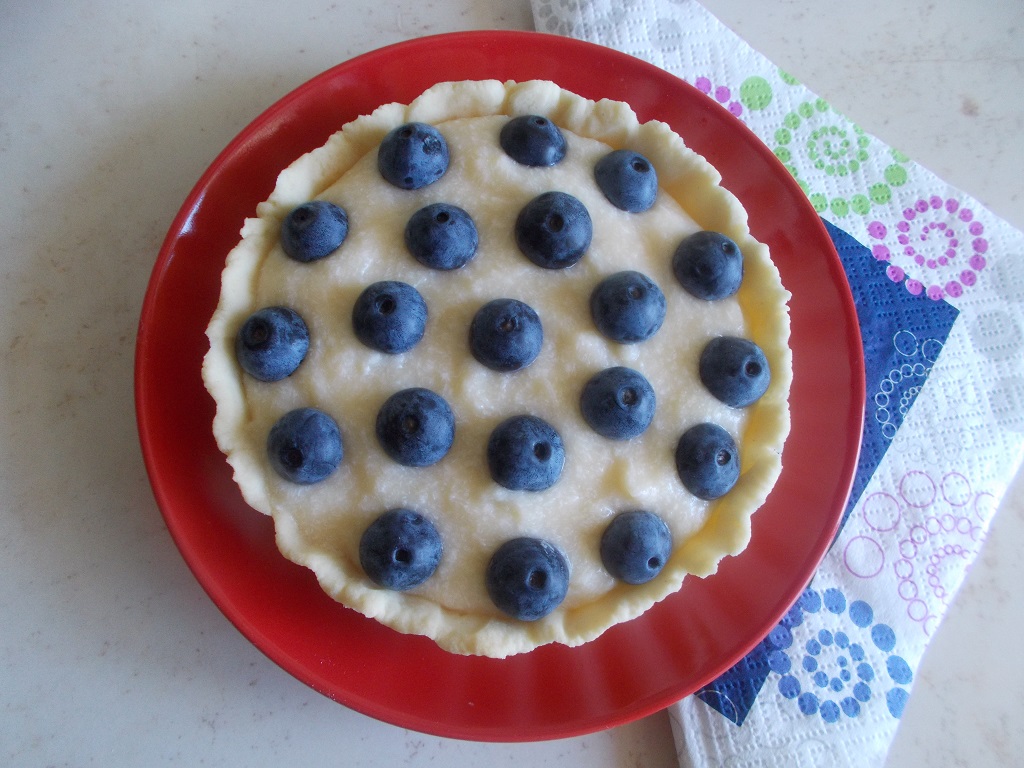 Desert mini tarte cu crema mousseline si afine