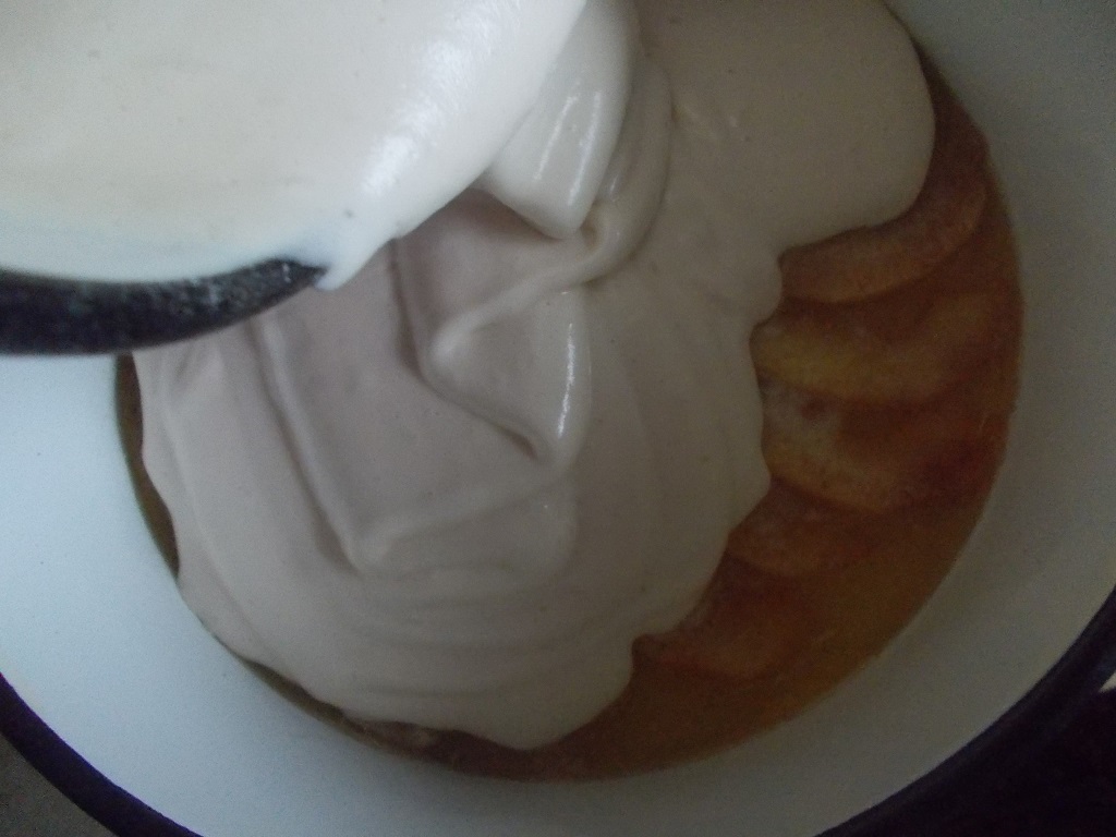 Desert tort de gutui, cu frisca - reteta nr. 400