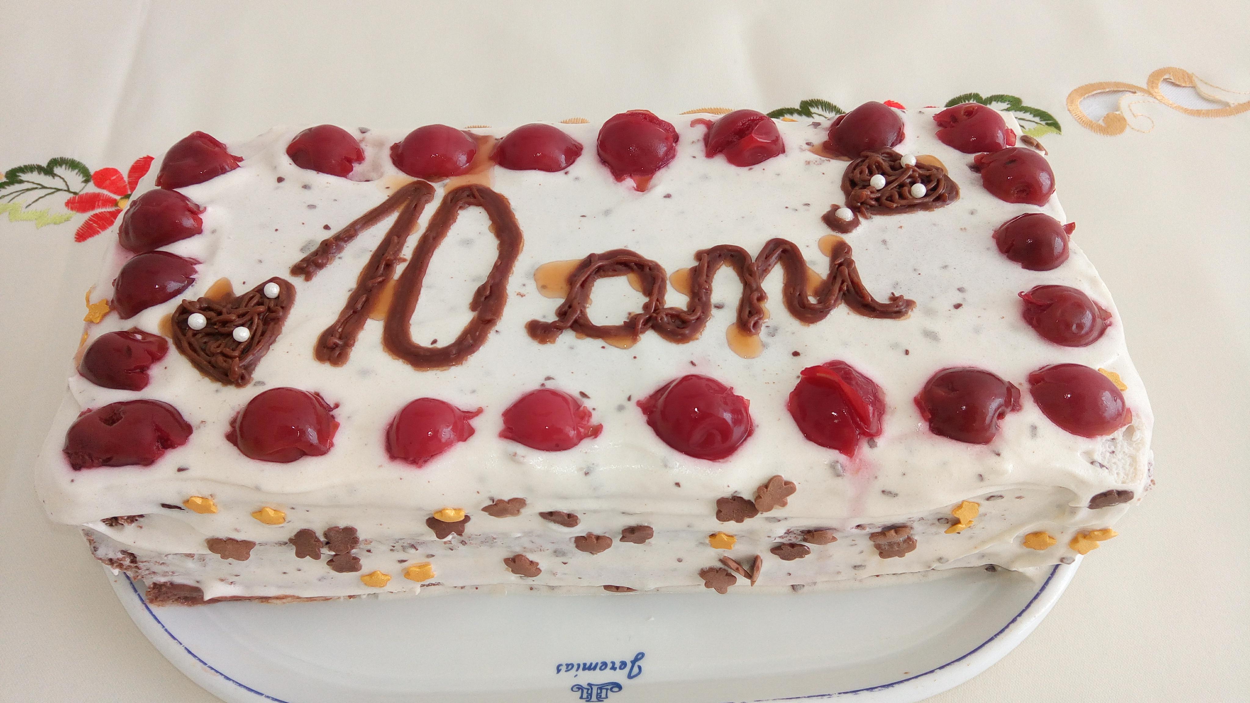Desert tort rapid cu crema stracciatella