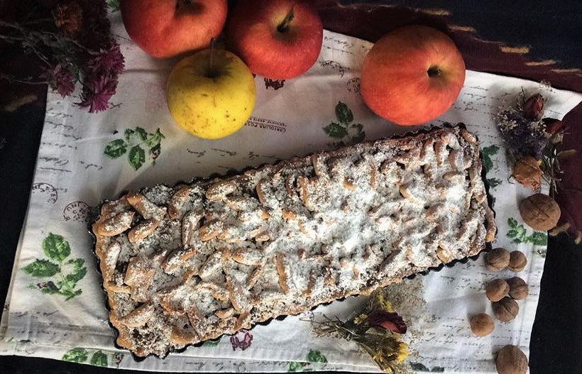 Desert tarta cu mere si magiun