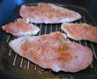 Piept de pui invelit in cascaval, cu cartofi natur-5