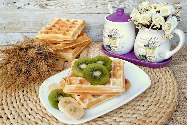 Desert gofre cu chefir in compozitie la aparatul Waffle Maker Duraceramic Breville