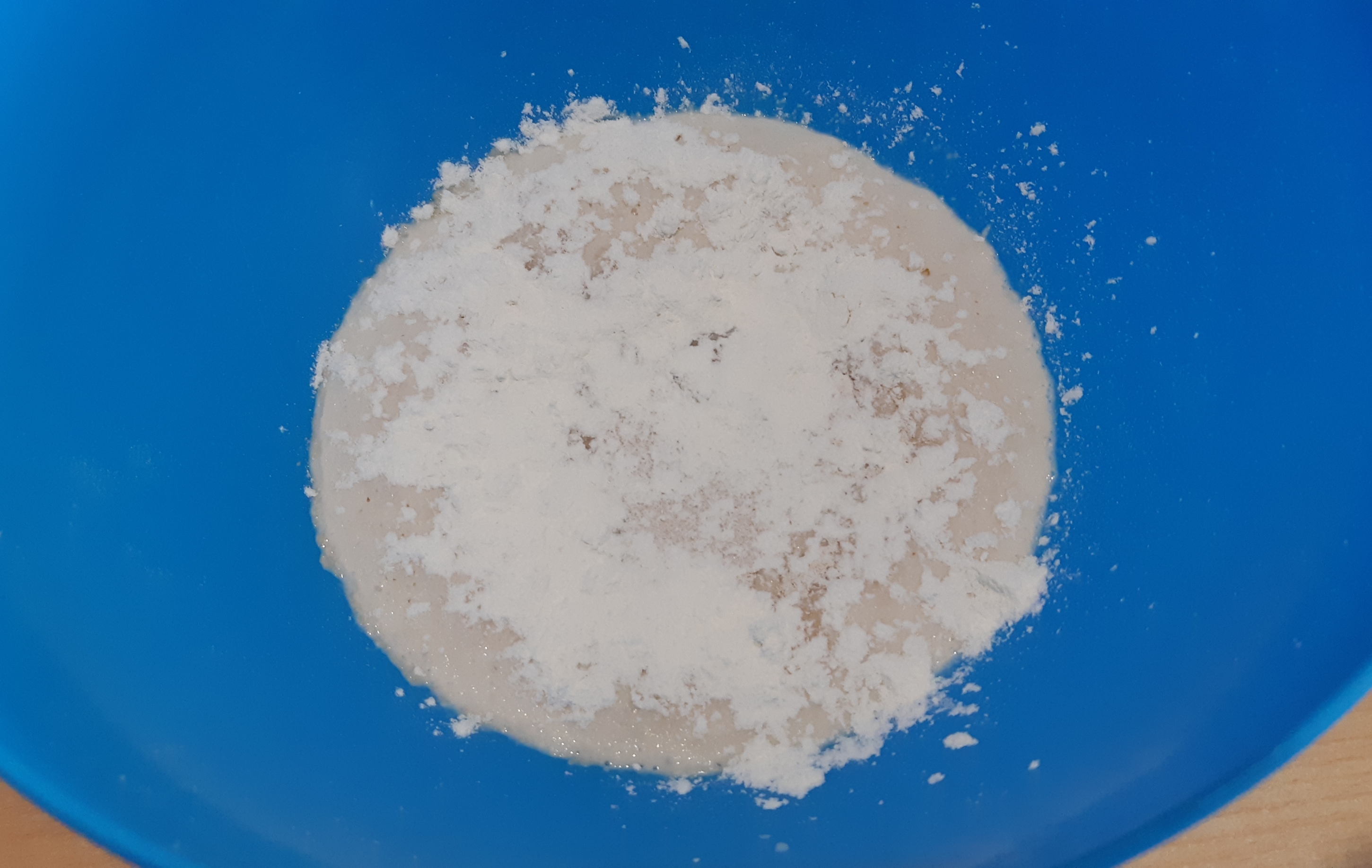 Desert cozonac rotund cu nutella