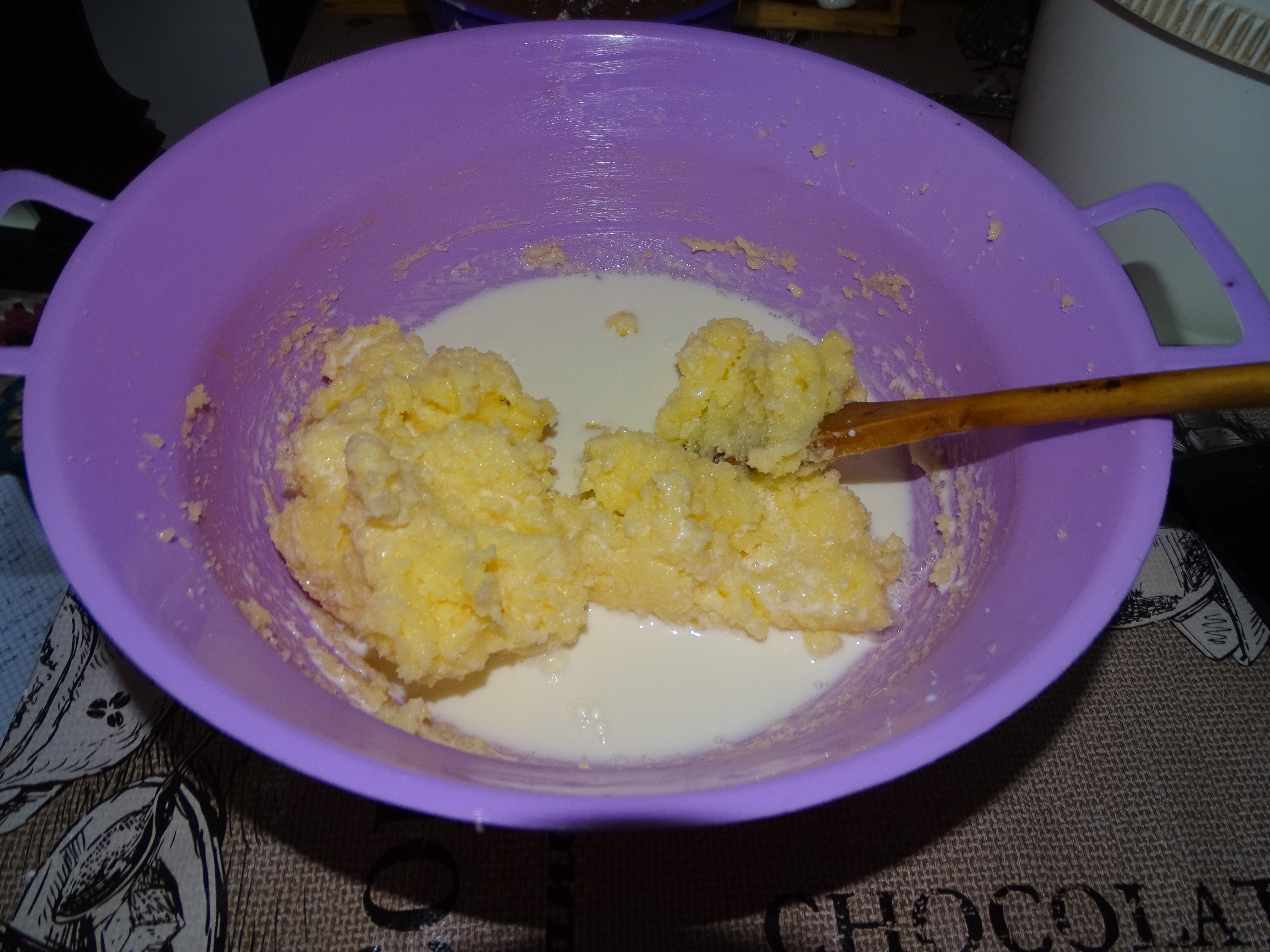 Desert negresa cu crema de vanilie