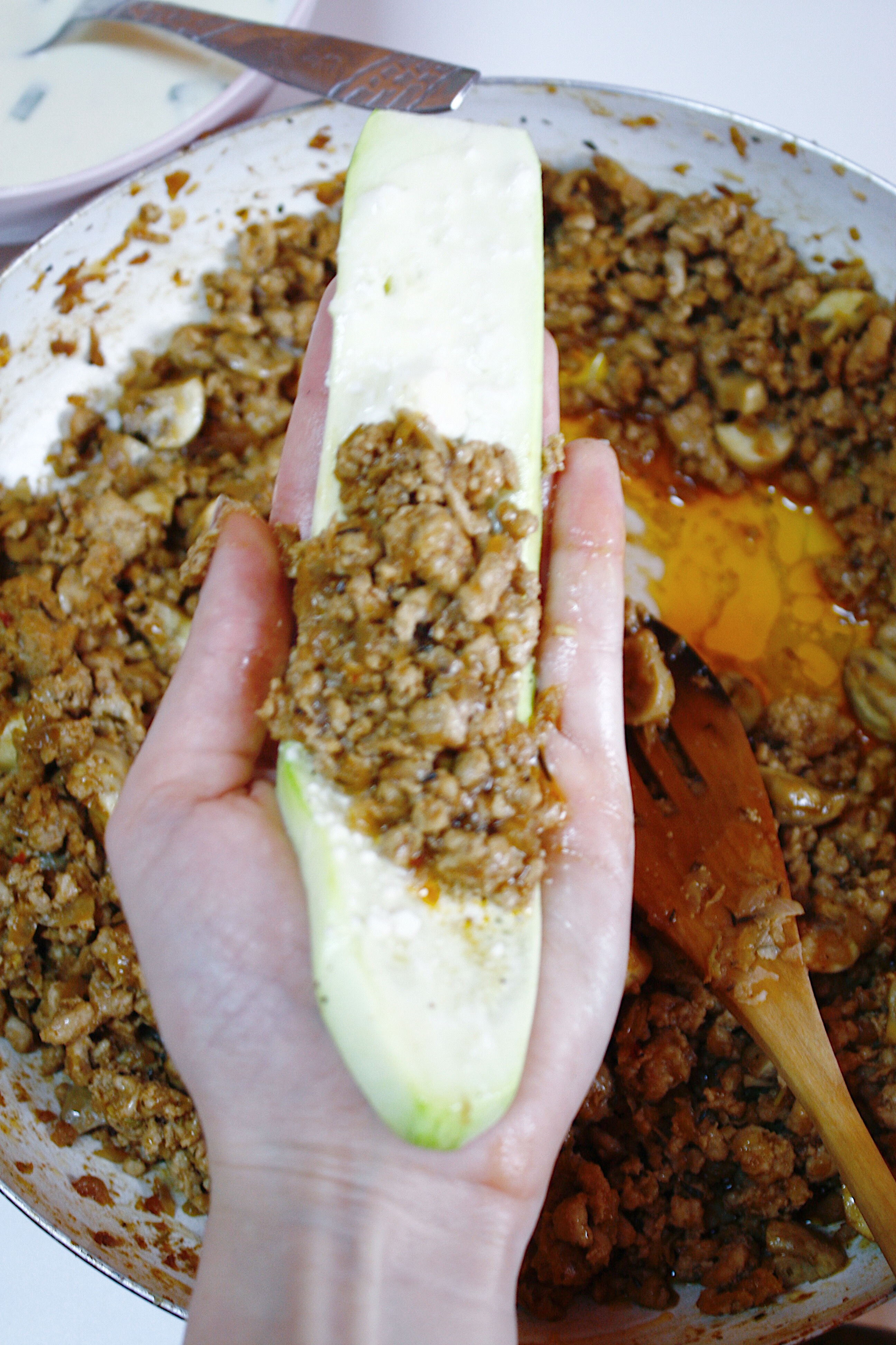 Rulouri de dovlecei cu carne tocata