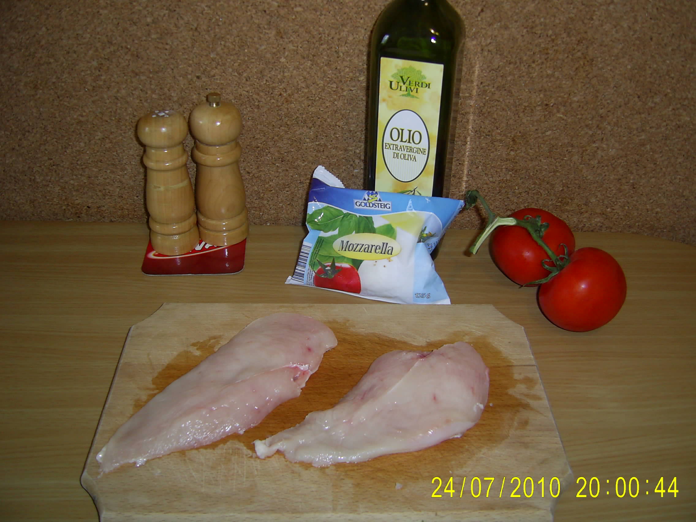 Piept de pui cu rosii si mozzarella