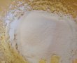 Desert prajitura turnata cu mere si crema de smantana-2