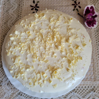 Desert prajitura cu crema de branza
