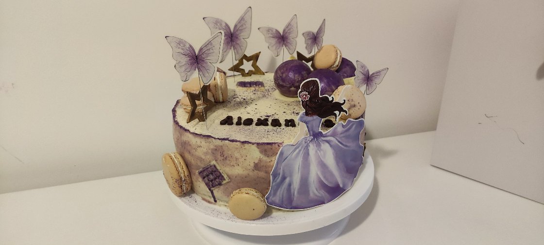 Desert tort cu afine si ciocolata alba