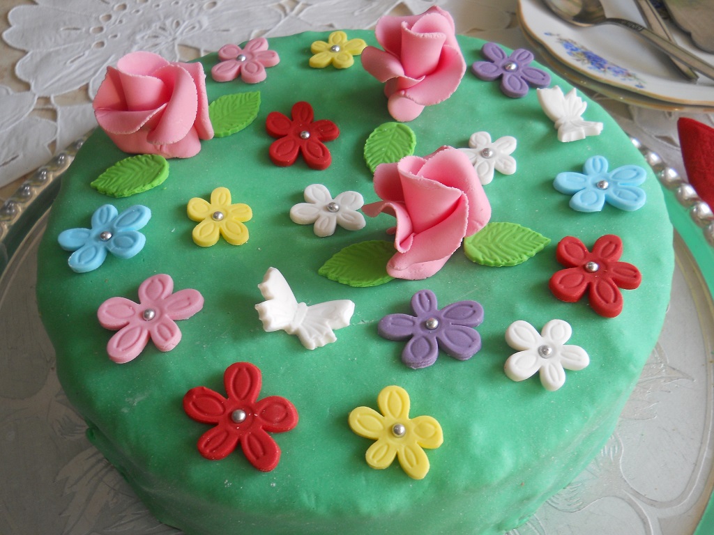 Desert tort Pajistea cu flori - 5 ani de bucataras