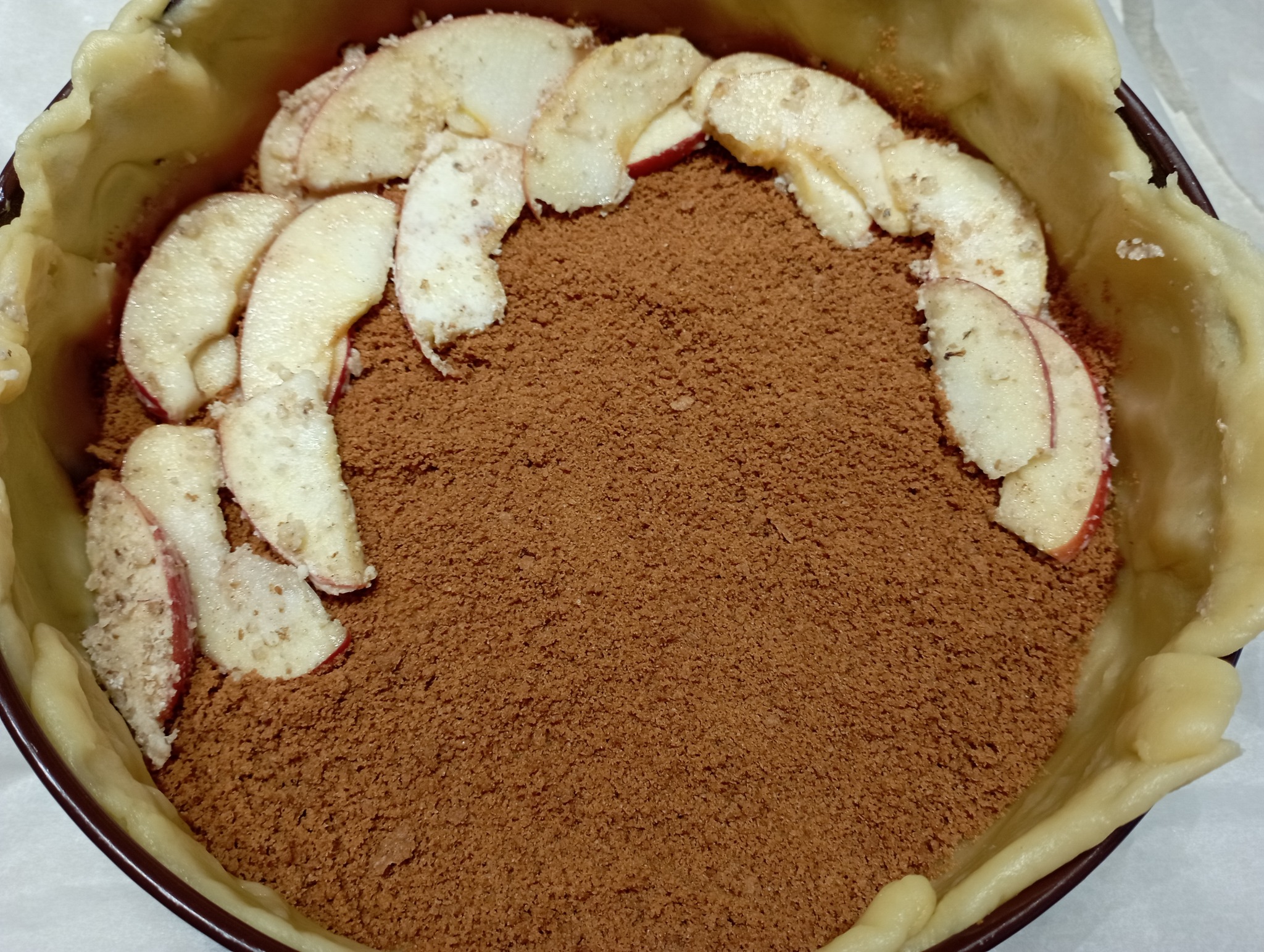 Tarta cu mere, nuca si suc de portocale - Reteta gustoasa si aromata
