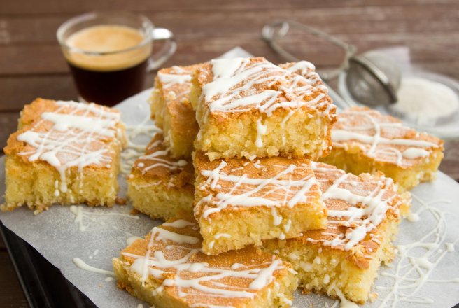 Prajitura cu unt, nuca de cocos si lamaie - Delicioasa si aromata