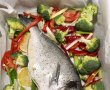 Dorada cu roșii, ardei și brocoli - Rețeta simplă și gustoasă-1