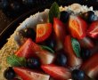 Tartă cu frișcă și fructe - Deliciul pufos și cremos care te cucerește-1