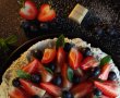 Tartă cu frișcă și fructe - Deliciul pufos și cremos care te cucerește-3