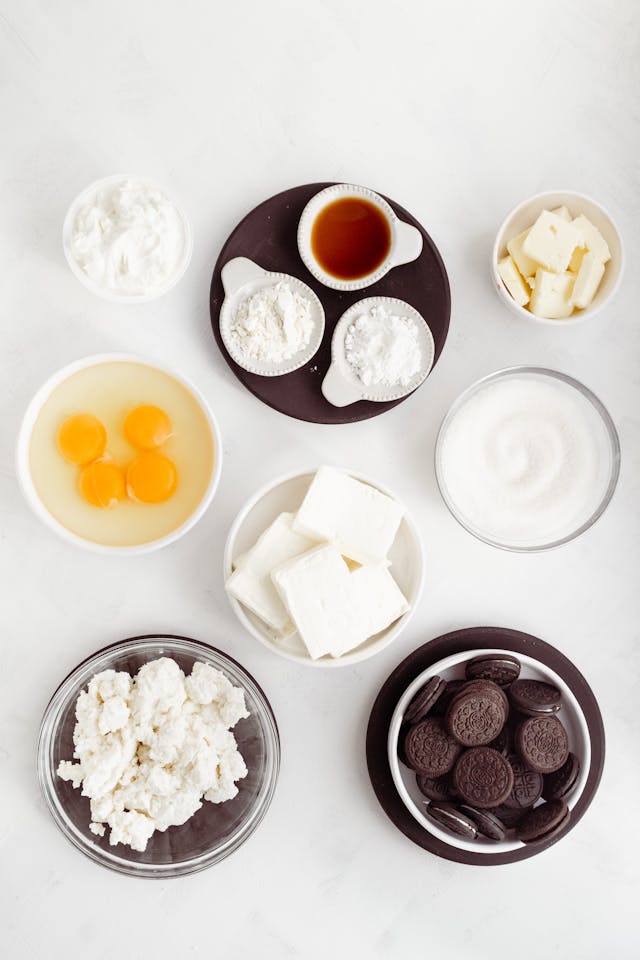 Cheesecake Oreo – Reteta rapida pentru un desert fara coacere