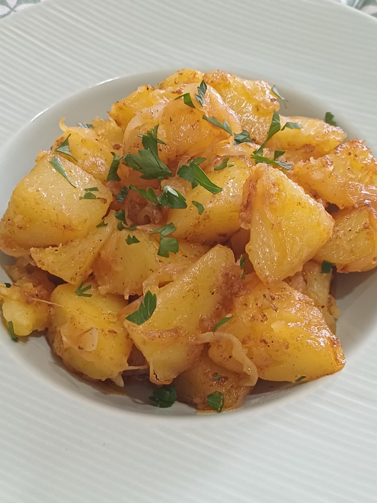 Cartofi lionezi - Reteta simpla si gustoasa de post