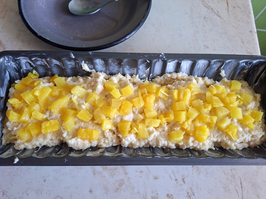 Chec Pina Colada - Pufos, aromat si usor de facut