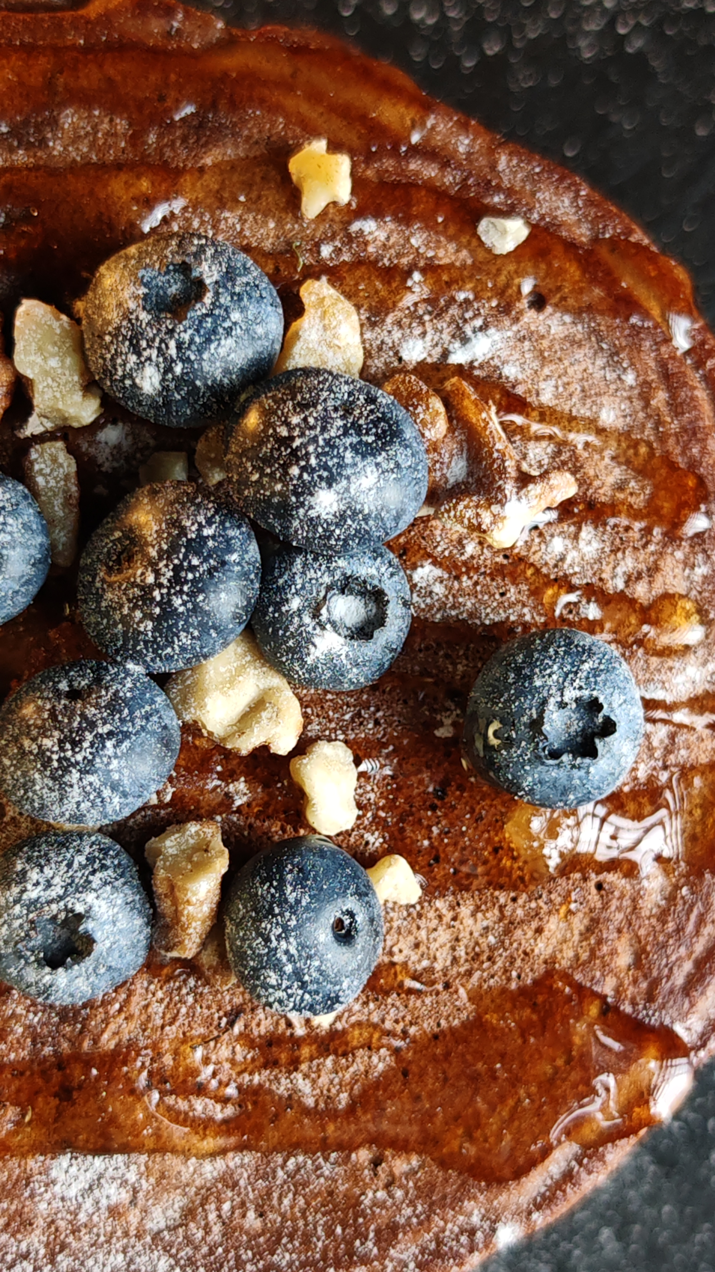 Pancakes cu ciocolată și afine - Desert irezistibil de gustos